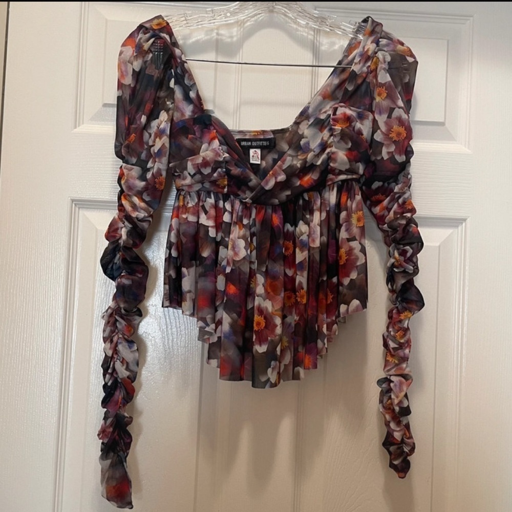 Urban Outfitters Carried Away Floral Ruched Long Sleeve Blouse Size S